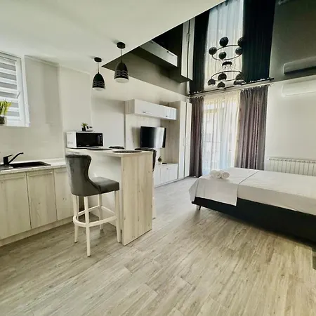 Almiro 9 Apartment Navodari